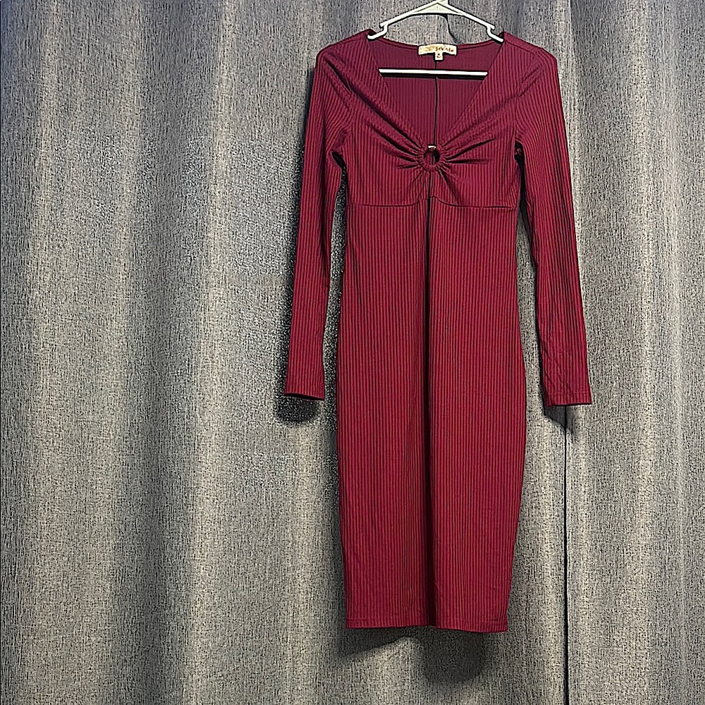 Rewind Red Sweetheart Long Sleeve Sheath Dress